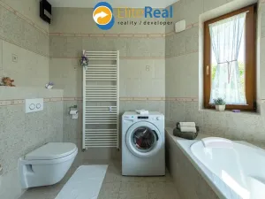 Prodej vícegeneračního domu, Příkazy, 344 m2