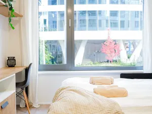 Pronájem bytu 1+kk, Praha - Smíchov, Plzeňská, 20 m2