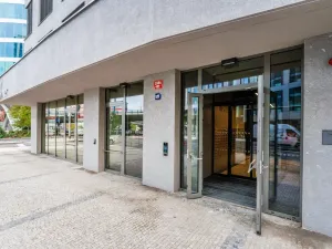 Pronájem bytu 1+kk, Praha - Smíchov, Plzeňská, 20 m2