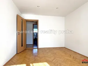 Pronájem bytu 2+1, Praha - Košíře, náměstí Josefa Machka, 54 m2