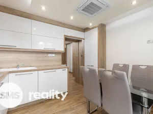 Prodej bytu 3+1, Ostrava, Petruškova, 70 m2