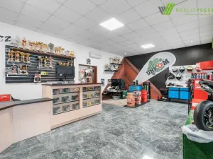 Prodej obchodního prostoru, Hodonín, Měšťanská, 173 m2