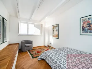 Pronájem bytu 3+1, Praha - Nové Město, Odborů, 108 m2