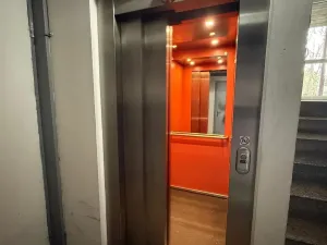 Prodej bytu 3+1, Praha - Hlubočepy, Lohniského, 69 m2