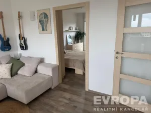 Prodej bytu 3+1, Praha - Hlubočepy, Lohniského, 69 m2