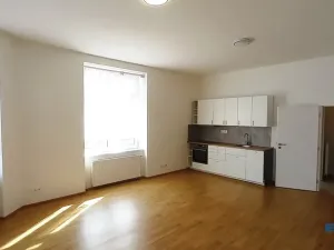 Prodej bytu 2+kk, Náchod, Komenského, 66 m2
