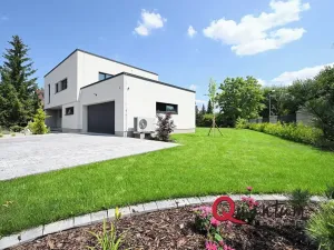 Pronájem rodinného domu, Šestajovice, Konopišťská, 250 m2