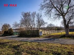 Prodej pozemku pro bydlení, Nelahozeves, U Dvora, 1100 m2