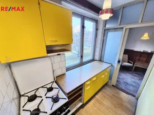 Prodej bytu 2+1, Praha, Hrusická, 46 m2