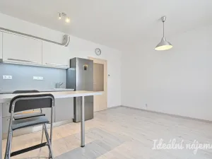 Pronájem bytu 2+kk, Brno, Listnatá, 47 m2