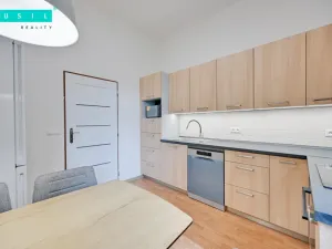 Pronájem bytu 3+1, Olomouc, Komenského, 93 m2