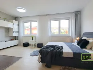 Pronájem bytu 1+kk, Brno, Keřová, 41 m2