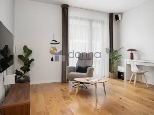 Pronájem bytu 3+kk, Praha, Smrčkova, 101 m2