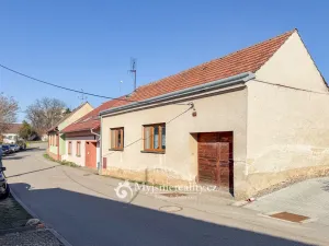 Prodej rodinného domu, Hodonice, U Kostela, 260 m2