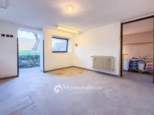 Prodej rodinného domu, Hodonice, U Kostela, 260 m2