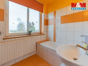 Prodej bytu 3+1, Vojtanov, Nádražní čtvrť, 83 m2