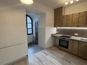 Pronájem bytu 1+kk, Jindřichův Hradec, Kostelní, 36 m2