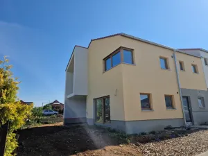 Prodej bytu 4+kk, Zakřany, 100 m2