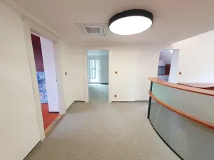 Pronájem kanceláře, Praha - Smíchov, Na Hřebenkách, 200 m2