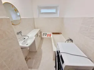 Pronájem bytu 2+1, Olomouc - Hodolany, Masarykova třída, 57 m2