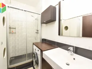 Prodej bytu 3+kk, Beroun - Beroun-Město, V Zahradách, 63 m2