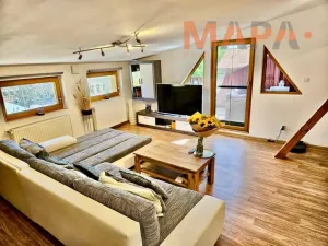 Pronájem atypického bytu, Chomutov, Revoluční, 100 m2