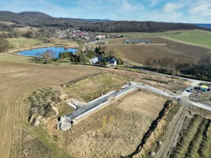 Prodej pozemku pro bydlení, Komárov, 736 m2