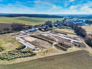 Prodej pozemku pro bydlení, Komárov, 738 m2