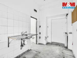 Pronájem obchodního prostoru, Jesenice, Budějovická, 289 m2