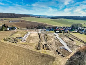 Prodej pozemku pro bydlení, Komárov, 1718 m2