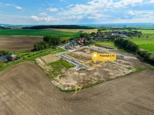 Prodej pozemku pro bydlení, Komárov, 751 m2