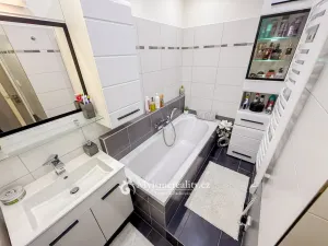 Pronájem bytu 3+1, Znojmo, Vídeňská třída, 73 m2