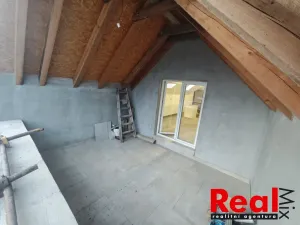 Pronájem bytu 4+kk, Krumvíř, 97 m2