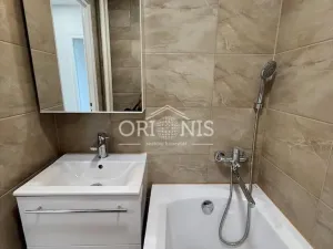 Pronájem bytu 2+1, Kadaň, Budovatelů, 52 m2