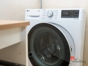 Pronájem bytu 2+kk, Praha - Kobylisy, Hlaváčova, 48 m2