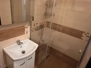 Pronájem bytu 1+kk, Praha - Dejvice, Kanadská, 27 m2