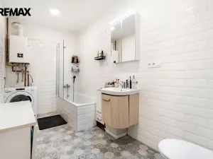 Prodej bytu 3+kk, Karlovy Vary, Bulharská, 94 m2