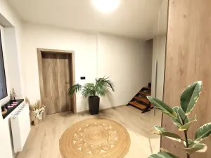 Pronájem rodinného domu, Chrudim, 180 m2