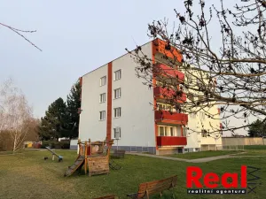 Pronájem bytu 1+1, Hrušovany u Brna, Žižkova, 31 m2
