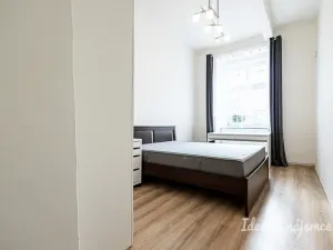 Pronájem bytu 2+kk, Praha - Smíchov, Svornosti, 47 m2