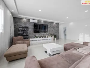 Prodej komerční nemovitosti, Rostoklaty - Nová Ves II, 166 m2