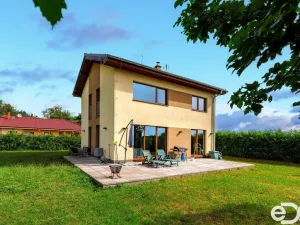 Pronájem rodinného domu, Skorkov - Otradovice, 140 m2