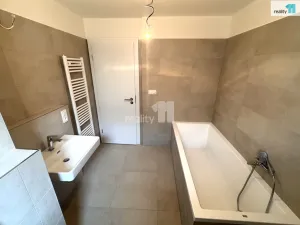 Pronájem bytu 1+kk, Dobřichovice, Pražská, 32 m2