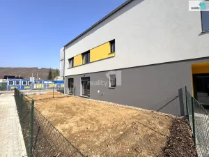 Pronájem bytu 1+kk, Dobřichovice, Pražská, 32 m2