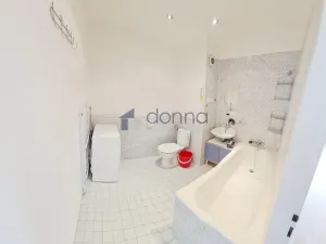 Pronájem bytu 3+kk, Praha, Novodvorská, 66 m2