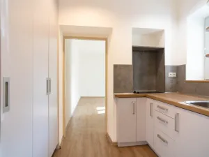 Prodej bytu 1+1, Trutnov - Horní Předměstí, Břečtejnská, 28 m2