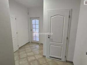 Pronájem bytu 2+kk, Praha - Záběhlice, Velenovského, 53 m2