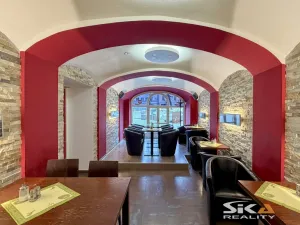 Prodej restaurace, Louny, Mírové náměstí, 530 m2