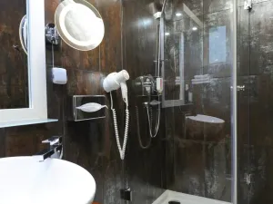 Prodej restaurace, Louny, Mírové náměstí, 530 m2