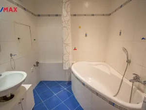 Pronájem bytu 2+kk, Hradec Králové - Nový Hradec Králové, Jana Masaryka, 56 m2